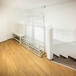 Jimmys Apartments Xxl