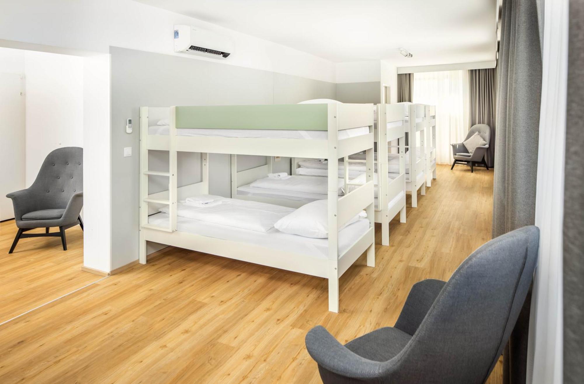 Jimmys Xxl Hotel