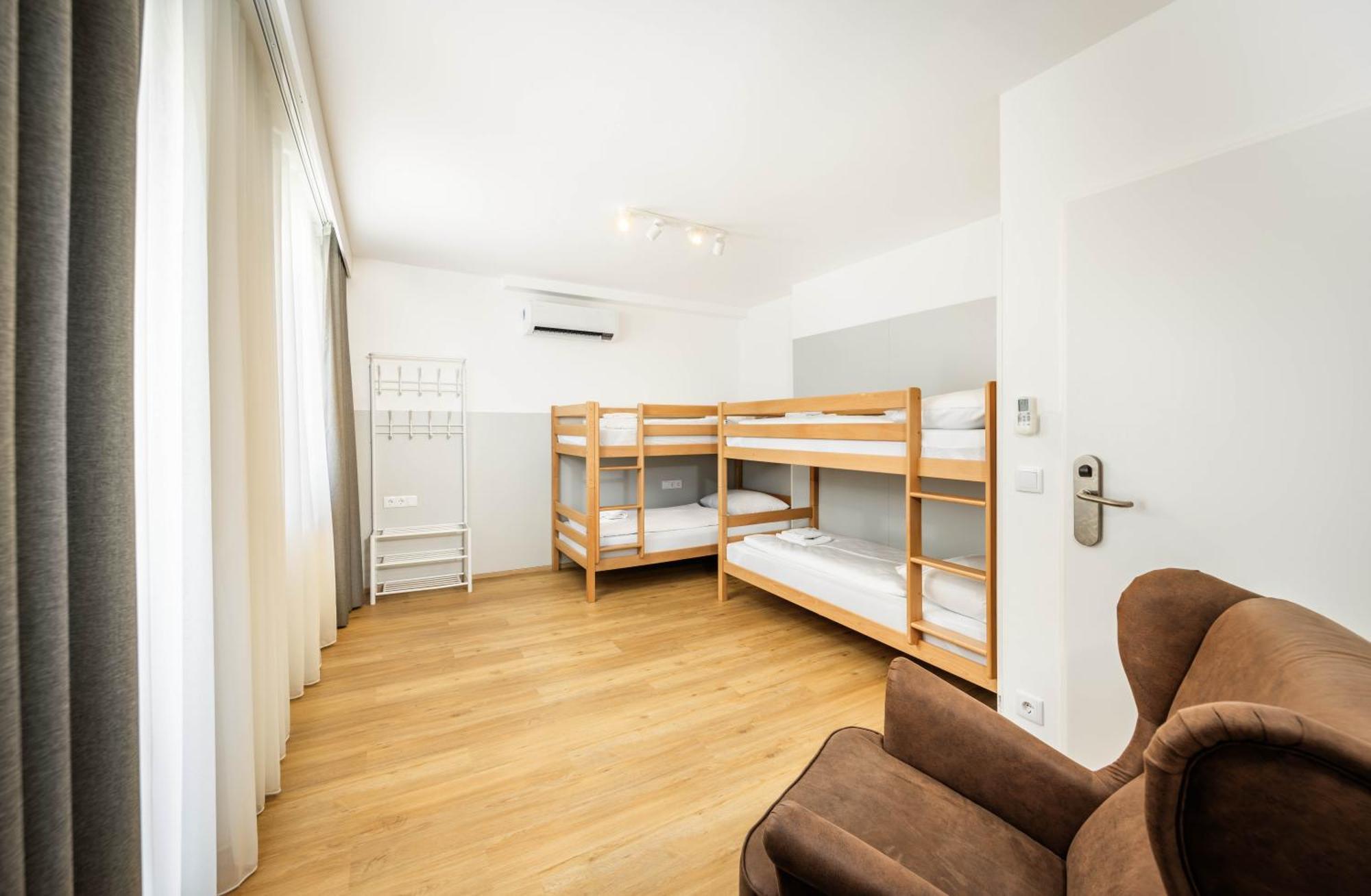 Hotel Jimmys Xxl