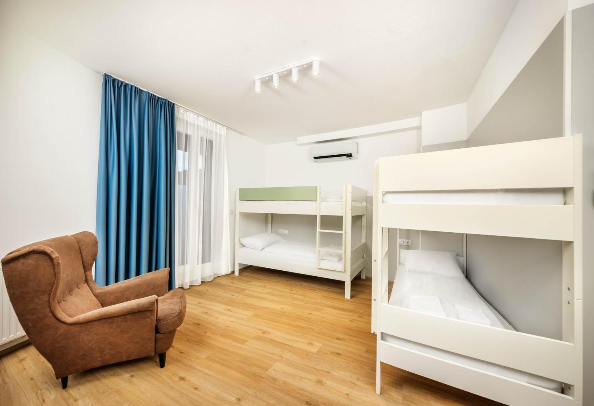 Jimmys Xxl 4*