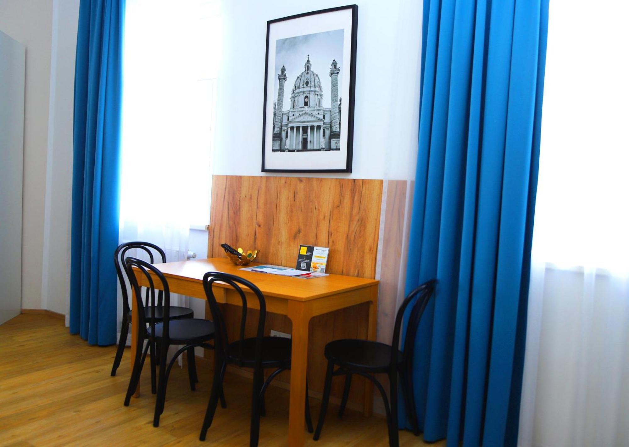 Hotel Jimmys Xxl